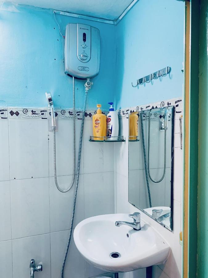 Old Saigon Apartment Хошимін Екстер'єр фото